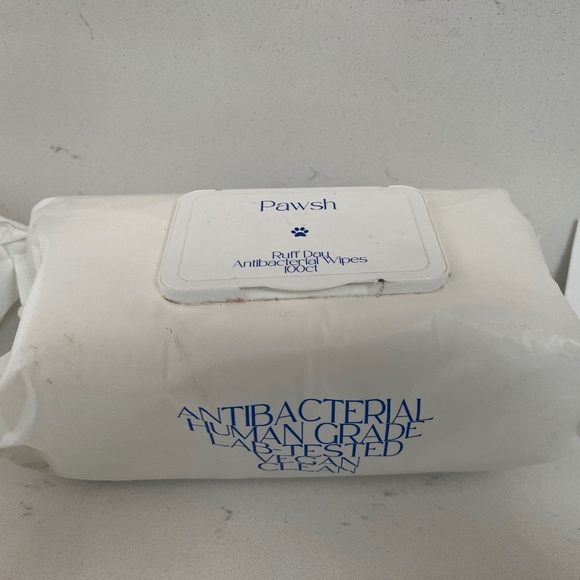 NEW Ruff day Wipes 100 CT, Pet Grooming Wipes for Dogs, cats, humans🐕🐩, - Picture 1 of 3